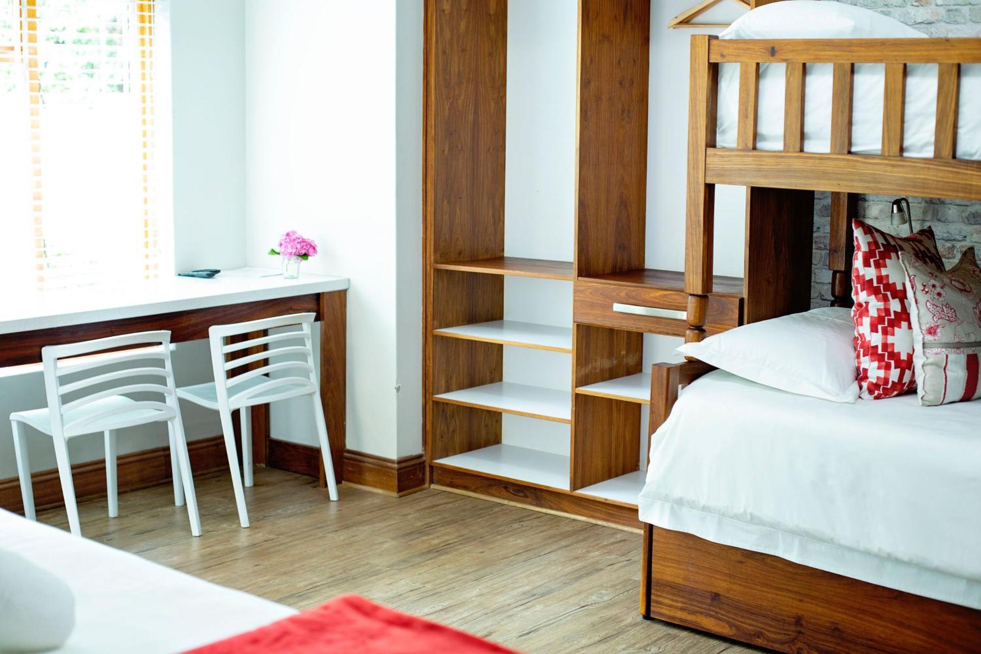 Crisp Guest Rooms Блумфонтейн Экстерьер фото